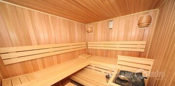 strefa spa - sauna fińska - aromatyczna cedrowa sauna 