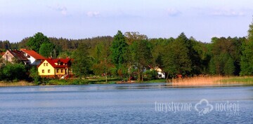mazurski raj bezpośrednio nad jeziorem - mazurski raj to posesja z domem i kuźnią bezpośrednio nad jeziorem czarna kuta w kutach koło giżycka i węgorzewa. 